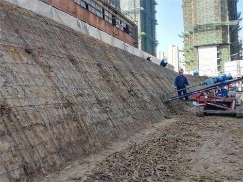 上党建筑边坡支护